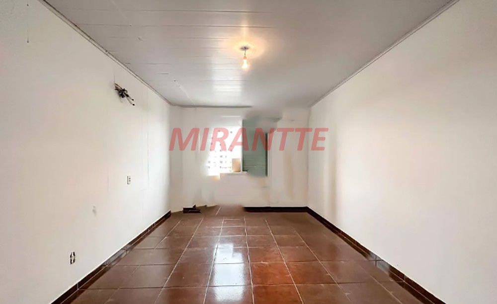 Comercial de 480m² em Imirim
