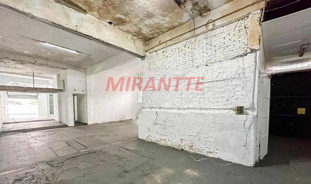 Comercial de 480m² em Imirim