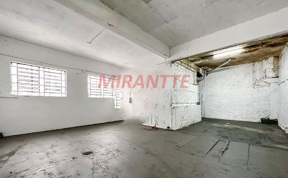 Comercial de 480m² em Imirim