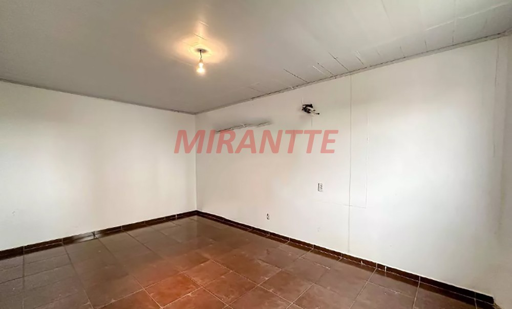 Comercial de 480m² em Imirim