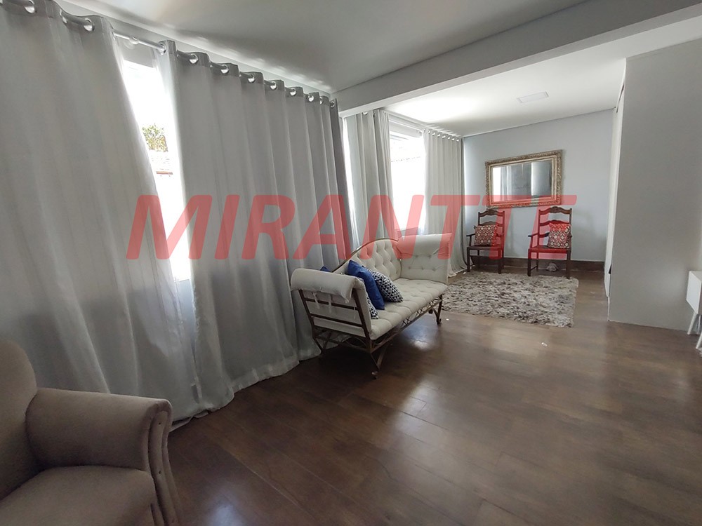 Sobrado de 200m² com 4 quartos em Jardim São Paulo