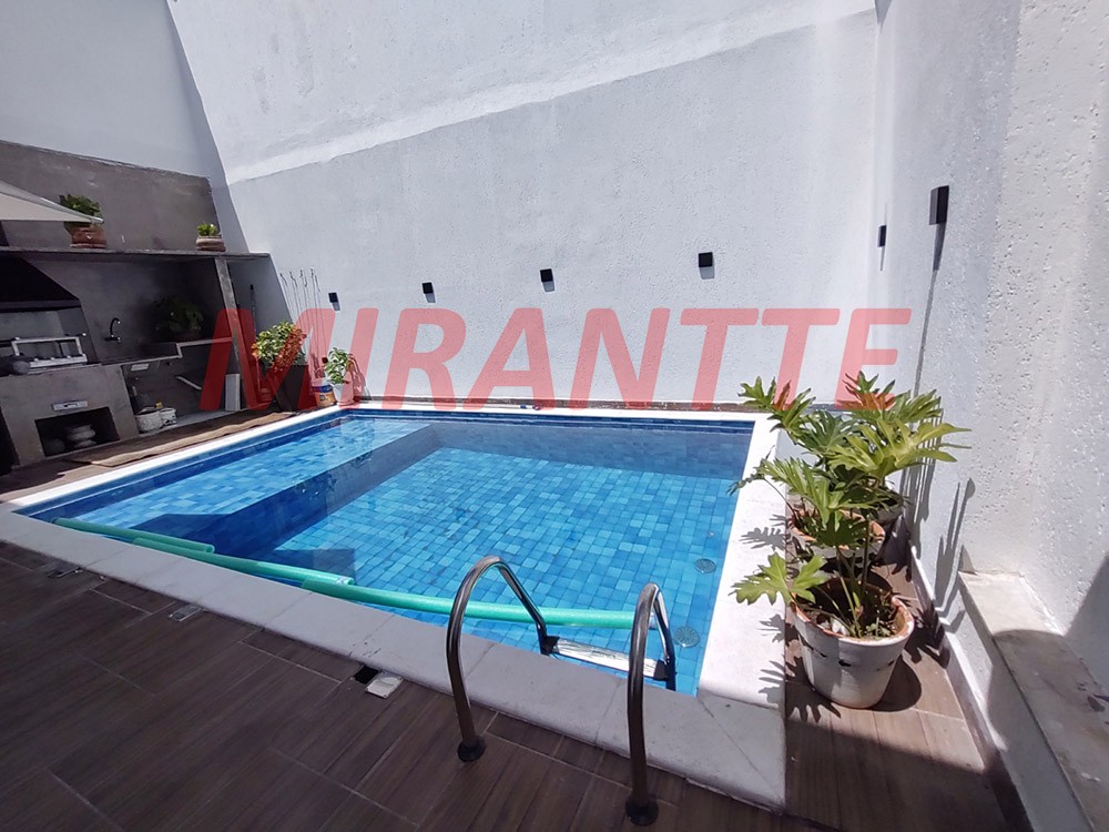 Sobrado de 200m² com 4 quartos em Jardim São Paulo