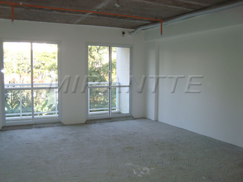 Comercial de 55m² em Santana