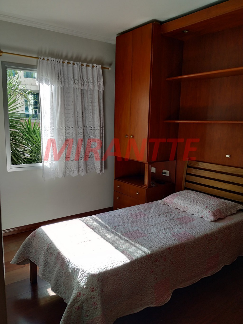 Apartamento de 60m² com 2 quartos em Santana