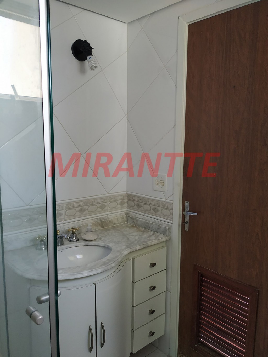 Apartamento de 60m² com 2 quartos em Santana