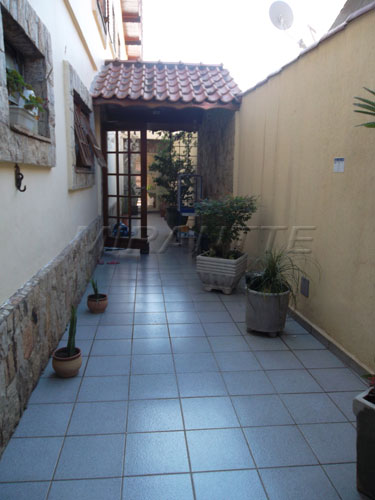 Sobrado de 230m² com 3 quartos em Jaçana