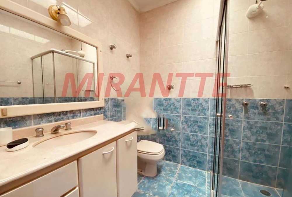 Cond. fechado de 1500m² com 4 quartos em MEDEIROS