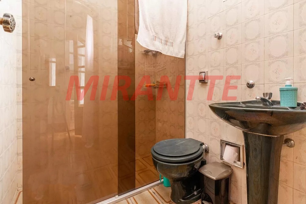 Sobrado de 200m² com 3 quartos em Imirim