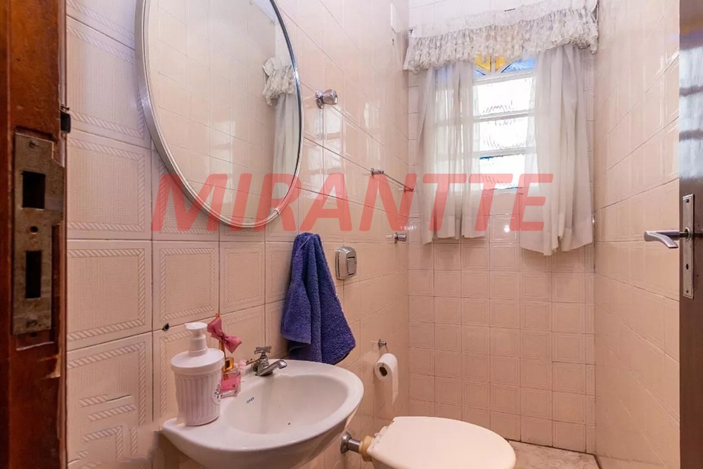 Sobrado de 200m² com 3 quartos em Imirim
