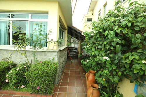 Sobrado de 200m² com 3 quartos em Água Fria