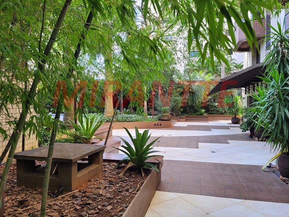 Apartamento com 4 quartos em Santana