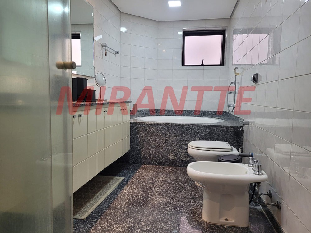 Apartamento com 4 quartos em Santana