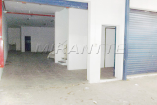 Comercial de 1060m² em Vila Gustavo