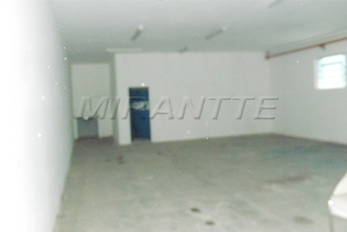 Comercial de 1060m² em Vila Gustavo
