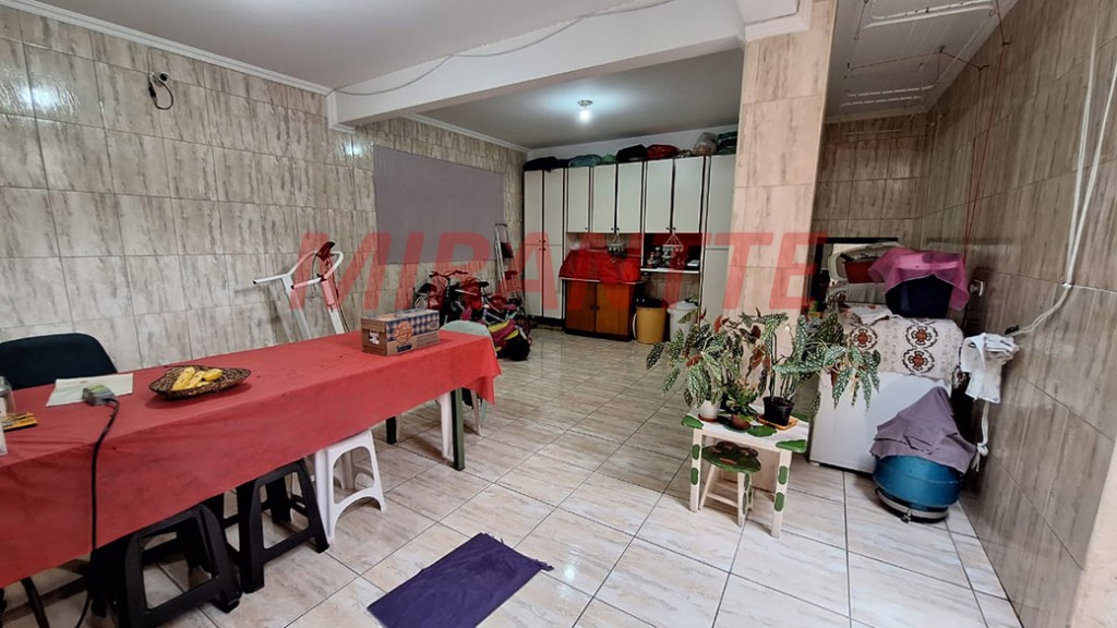 Sobrado de 144m² com 5 quartos em Casa Verde