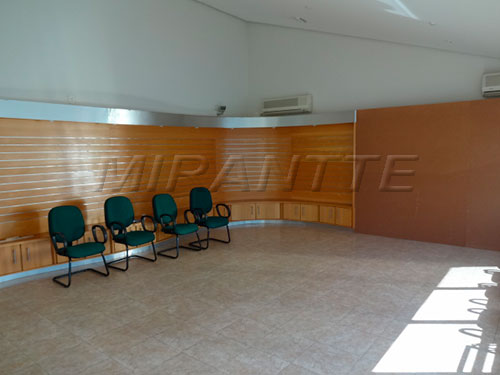 Comercial em Parada Inglesa