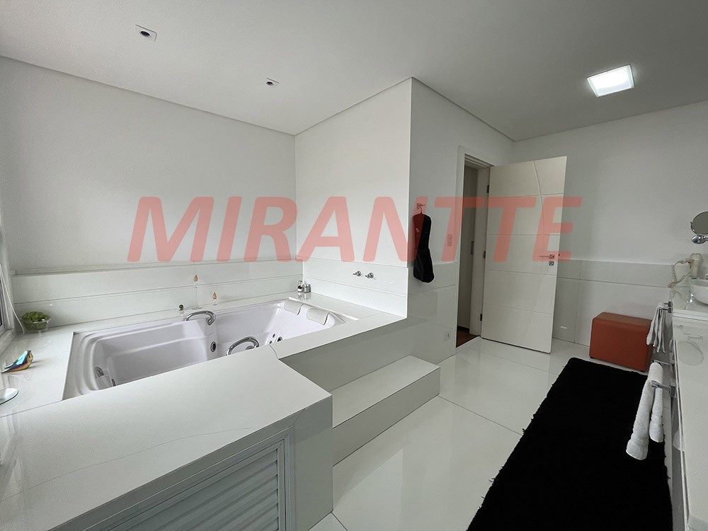 Casa terrea de 540m² com 4 quartos em Vila Irmaos Arnoni