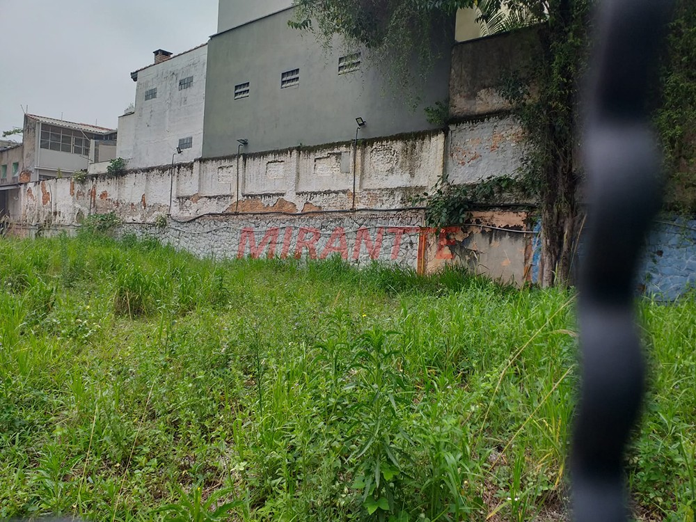 Terreno de 690m² em Água Fria