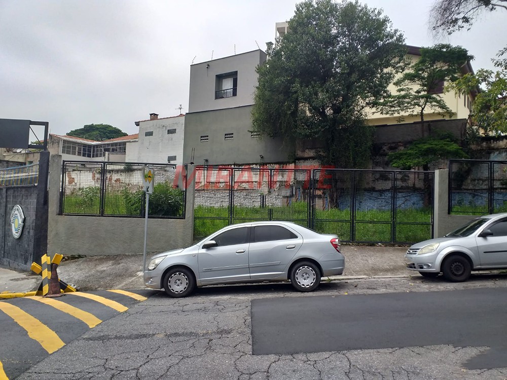 Terreno de 690m² em Água Fria