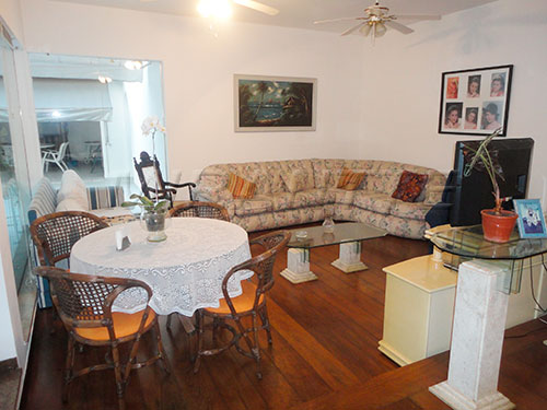 Casa terrea de 220m² com 3 quartos em Tremembe