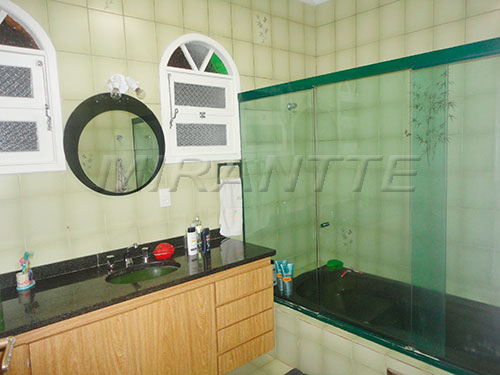 Casa terrea de 220m² com 3 quartos em Tremembe