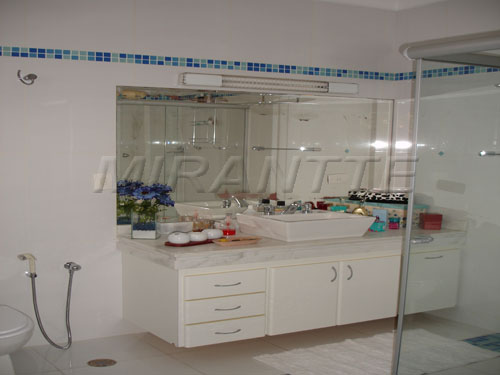 Sobrado de 464m² com 4 quartos em Jardim São Paulo