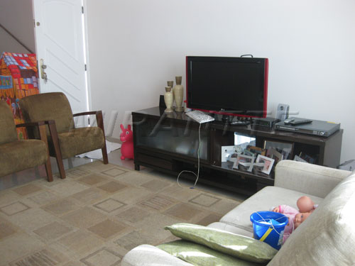 Sobrado de 220m² com 3 quartos em Santa Teresinha