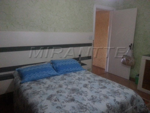 Sobrado de 158m² com 3 quartos em Vila Mazzei