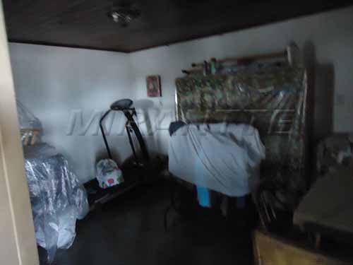 Comercial de 494m² em Tremembe