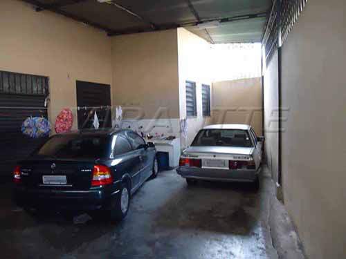 Comercial de 494m² em Tremembe