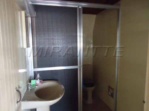 Comercial de 494m² em Tremembe