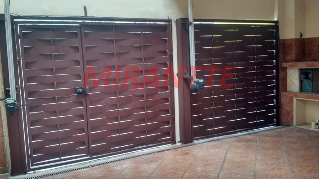 Sobrado de 220m² com 3 quartos em Tucuruvi