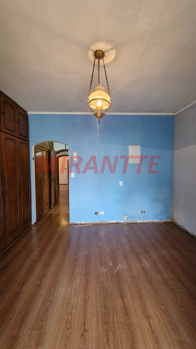 Sobrado de 462m² com 5 quartos em Barro Branco