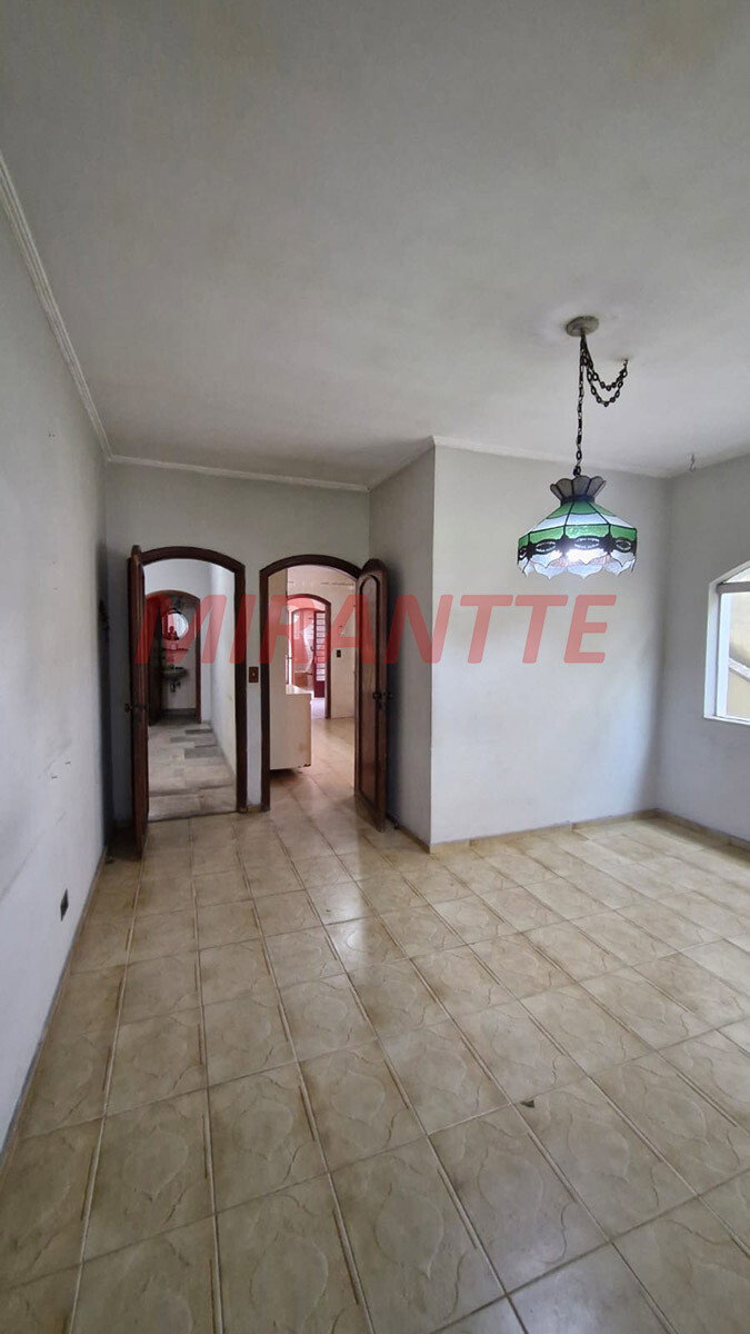 Sobrado de 462m² com 5 quartos em Barro Branco