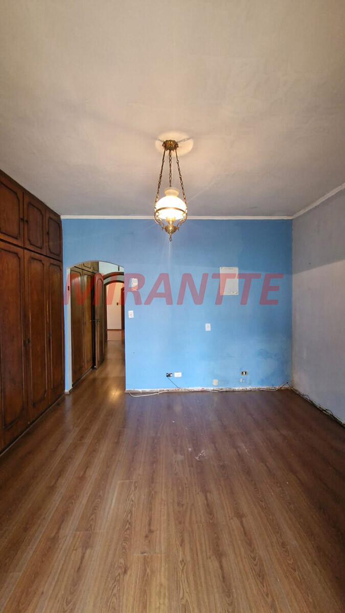 Sobrado de 462m² com 5 quartos em Barro Branco