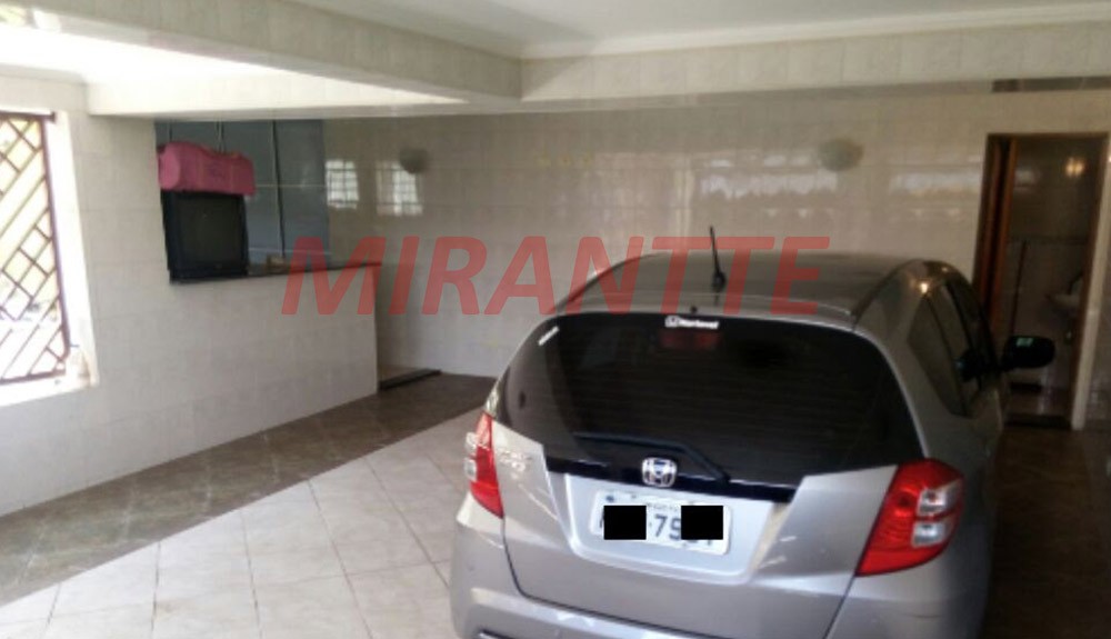 Sobrado de 276m² com 4 quartos em Vila Rica