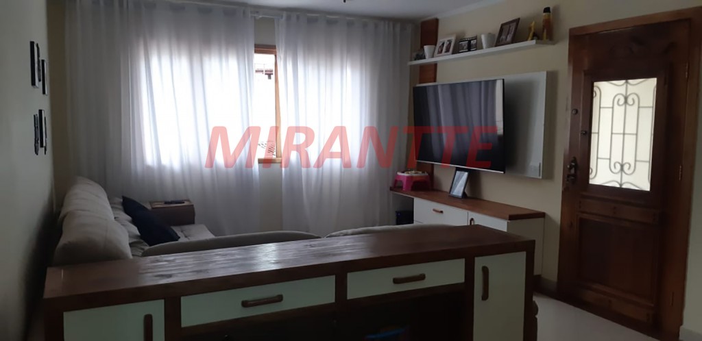 Sobrado de 140m² com 3 quartos em Jardim Bibi