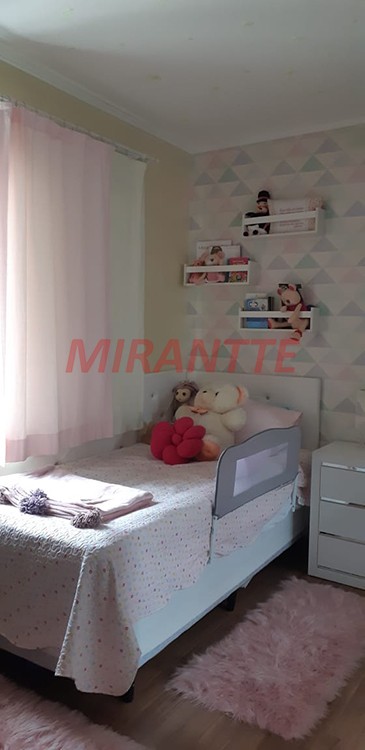 Sobrado de 140m² com 3 quartos em Jardim Bibi