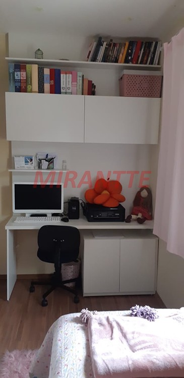 Sobrado de 140m² com 3 quartos em Jardim Bibi