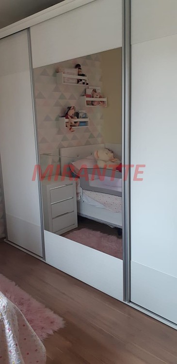Sobrado de 140m² com 3 quartos em Jardim Bibi