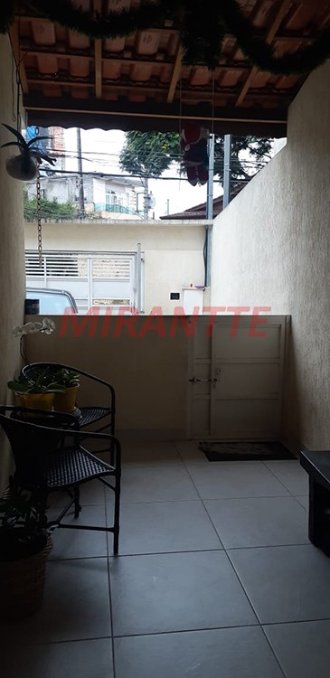 Sobrado de 140m² com 3 quartos em Jardim Bibi
