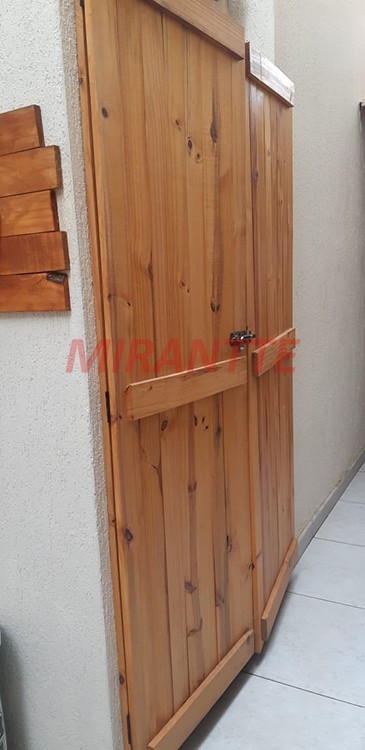 Sobrado de 140m² com 3 quartos em Jardim Bibi