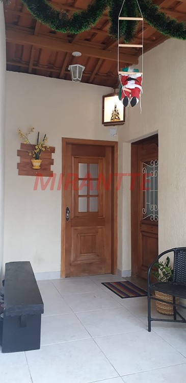 Sobrado de 140m² com 3 quartos em Jardim Bibi