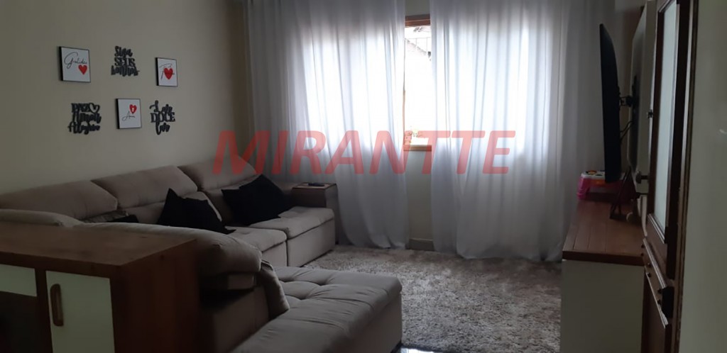 Sobrado de 140m² com 3 quartos em Jardim Bibi
