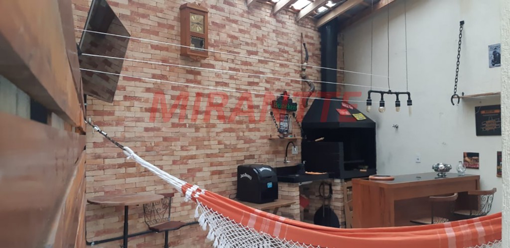 Sobrado de 140m² com 3 quartos em Jardim Bibi