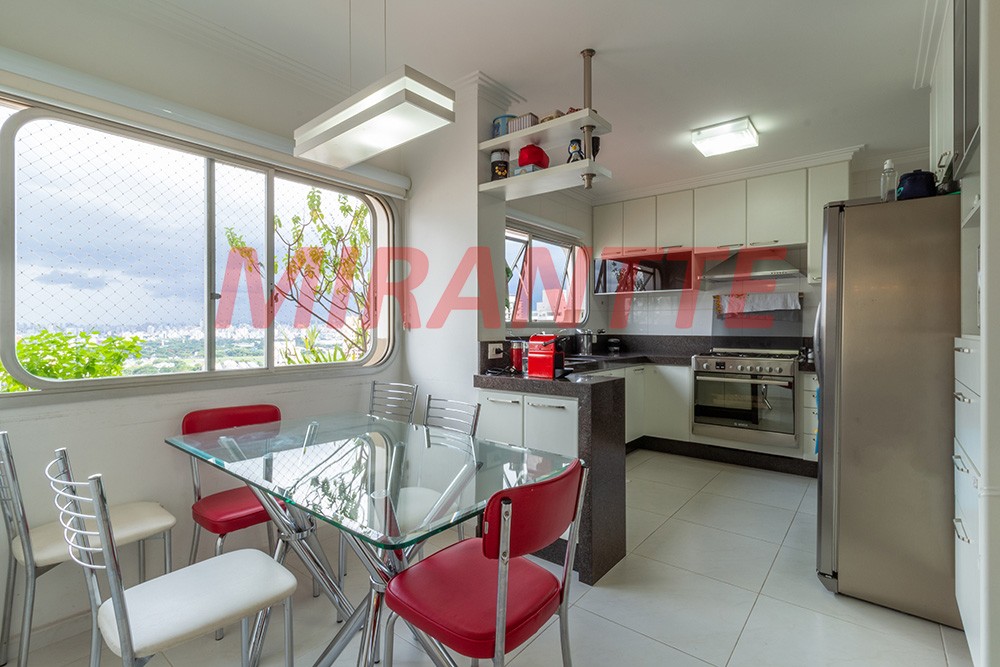 Apartamento de 200m² com 3 quartos em Santana