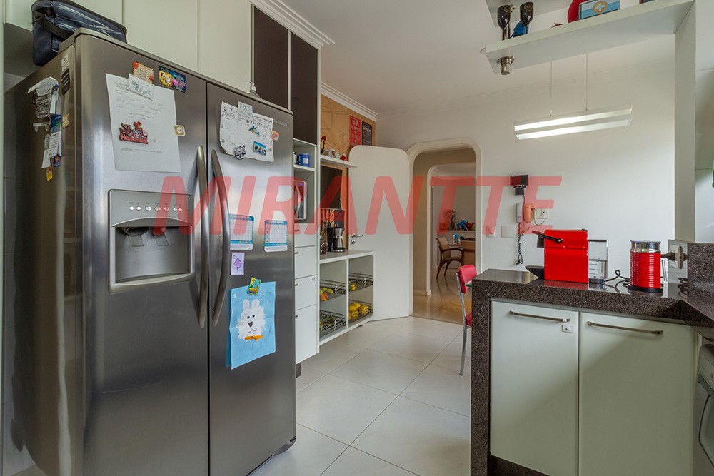 Apartamento de 200m² com 3 quartos em Santana