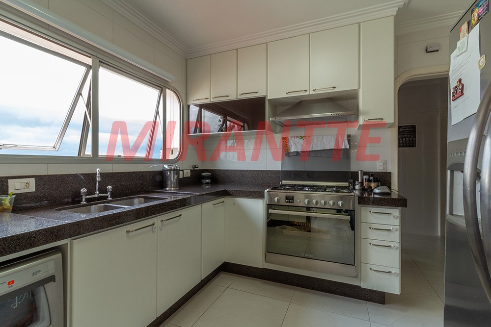 Apartamento de 200m² com 3 quartos em Santana