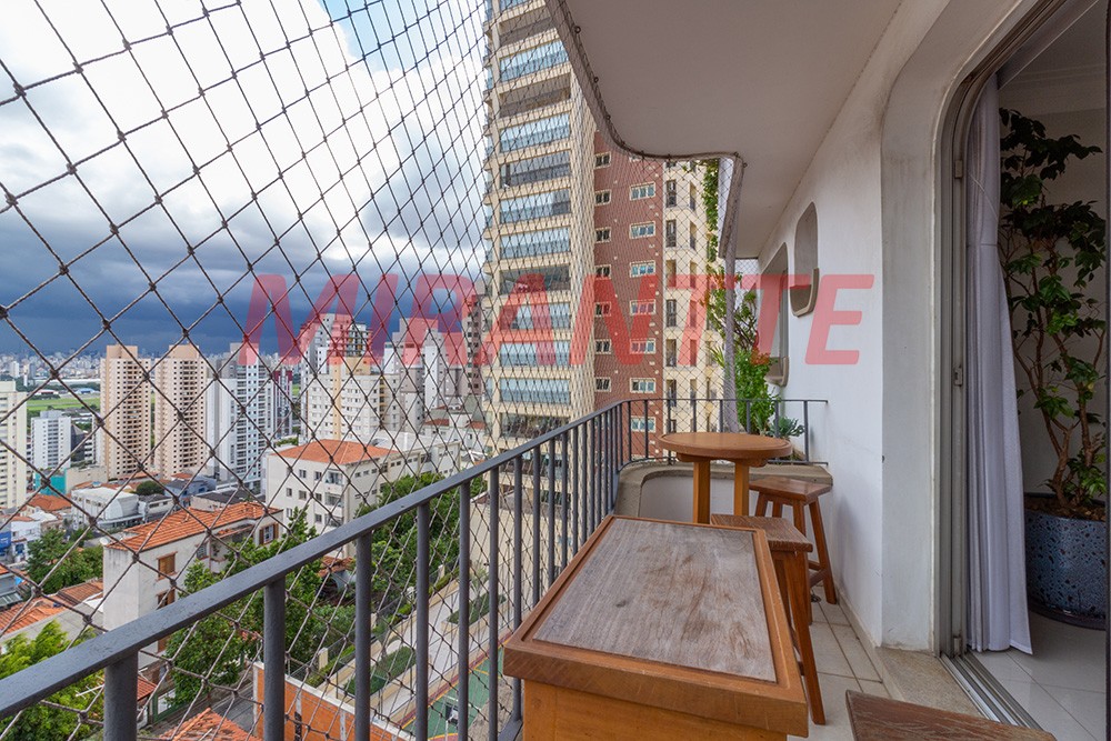 Apartamento de 200m² com 3 quartos em Santana