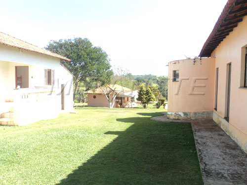 ChÁcara de 300m² com 5 quartos em CAMPO DE BOITUVA